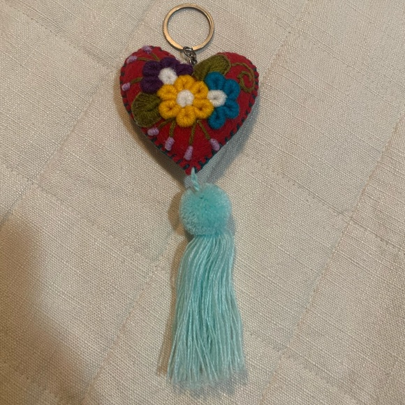 Embroidered Heart Key Chain - Picture 2 of 6